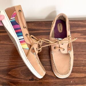 Maui Island Loafers Size 8